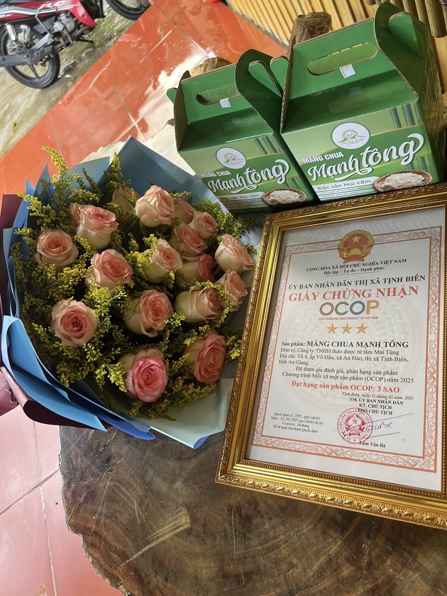 mang chua manh tong dac san nui cam